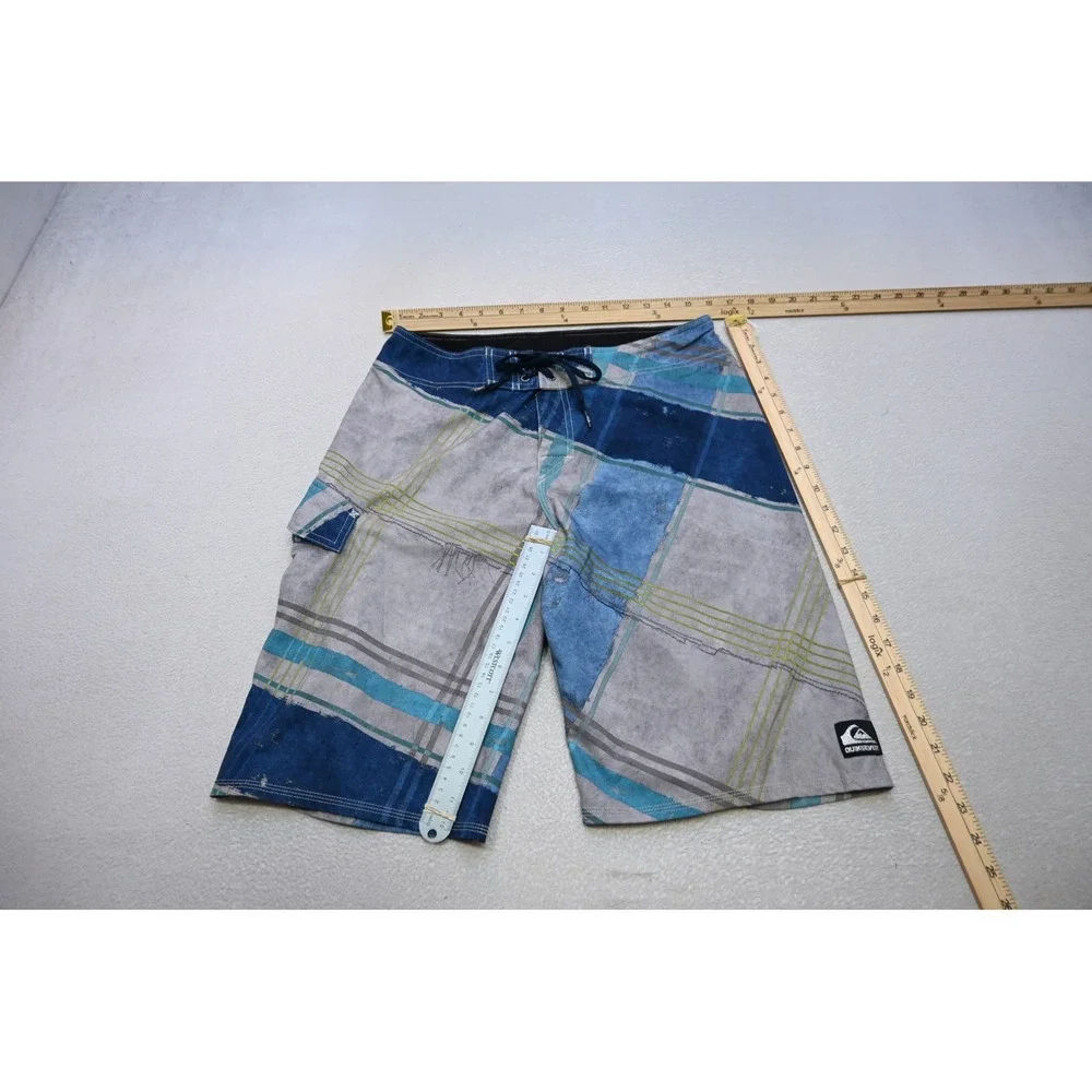 Quiksilver Board Shorts Mens 32 Blue Grey Plaid Surf Cargo Pocket Excellent